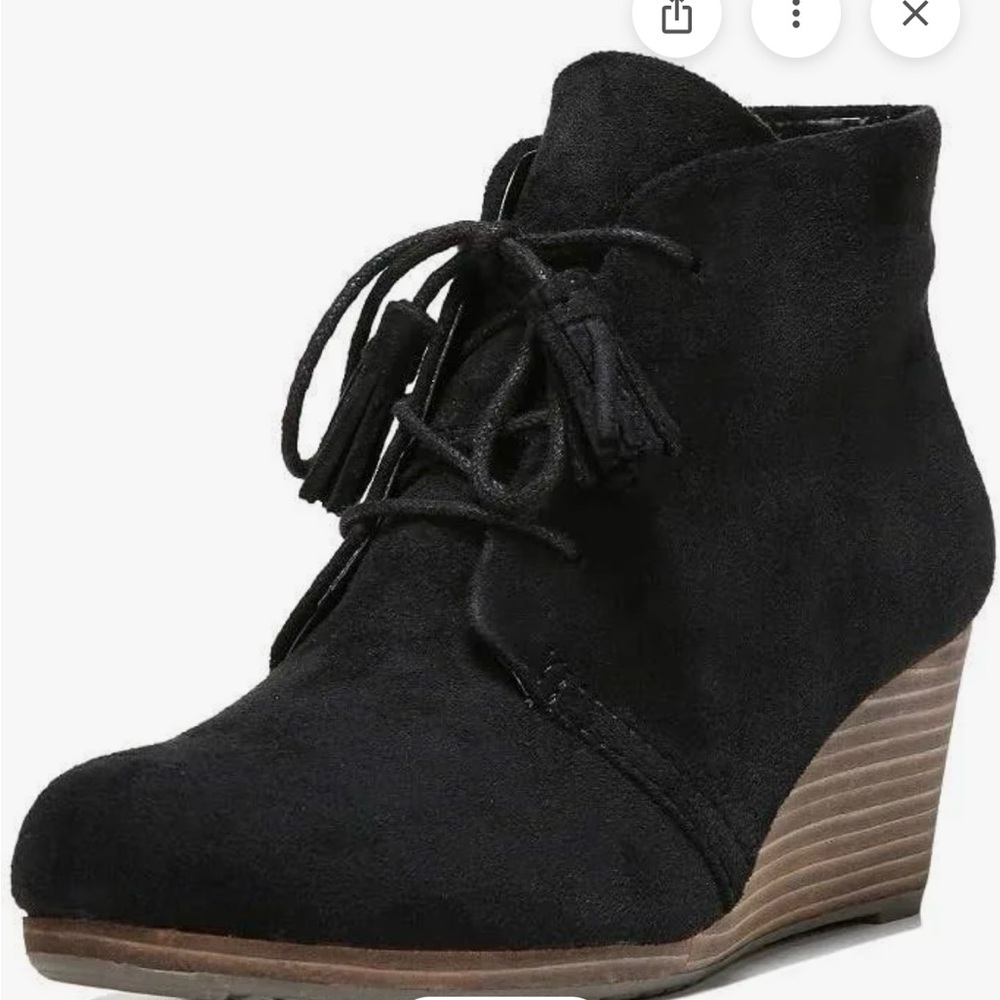 Dr. Scholl’s Dakota Wedge Booties
